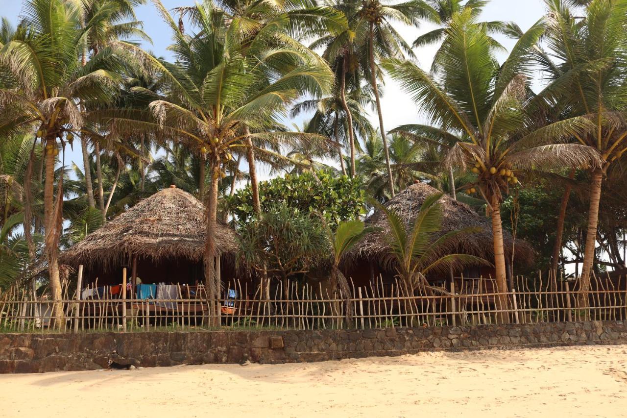 Galawatta Beach Resort Unawatuna Exterior photo